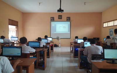 Ujian Satuan Pendidikan Berbasis Komputer 2020
